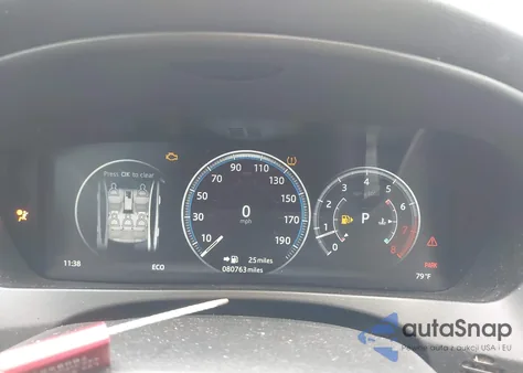 2018 Jaguar Xe 35T Portfolio Limited Edition z USA, uszkodzony, nr VIN SAJAH4EV4JCP17110